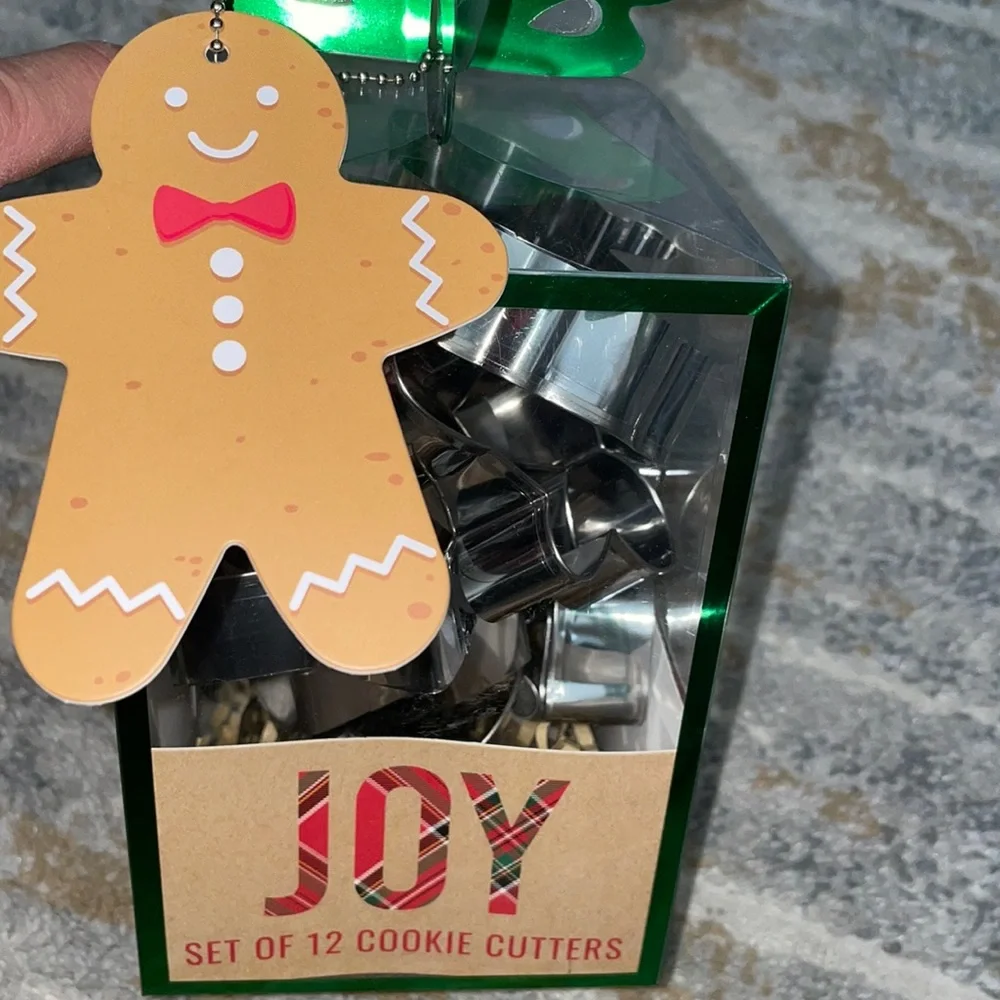 JOY SET OF 12 COOKIE CUTTERS